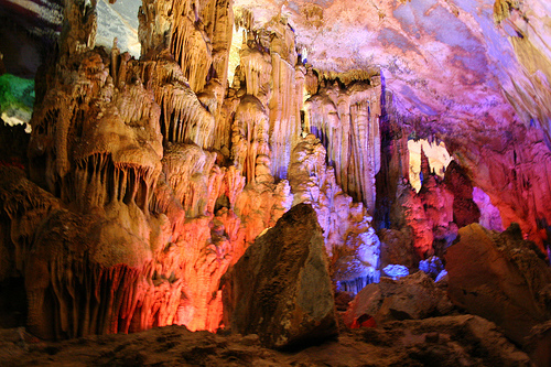 Пещера Фонг Нха